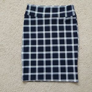 LuLaRoe Cassie skirt